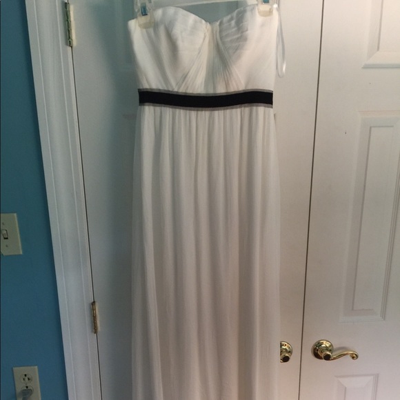 BCBG Dresses & Skirts - BCBG Floor-length white prom dress w/ black trim. BCBG Dresses & Skirts - BCBG Floor-length white prom dress w/ black trim.